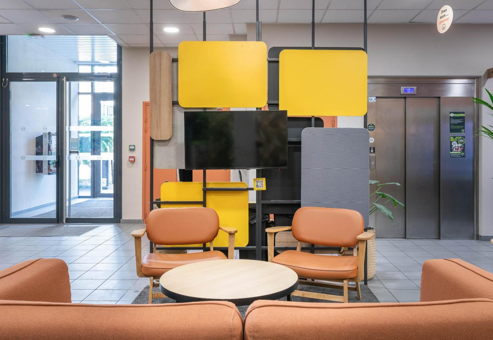 Hotel Lyon Ouest 2*