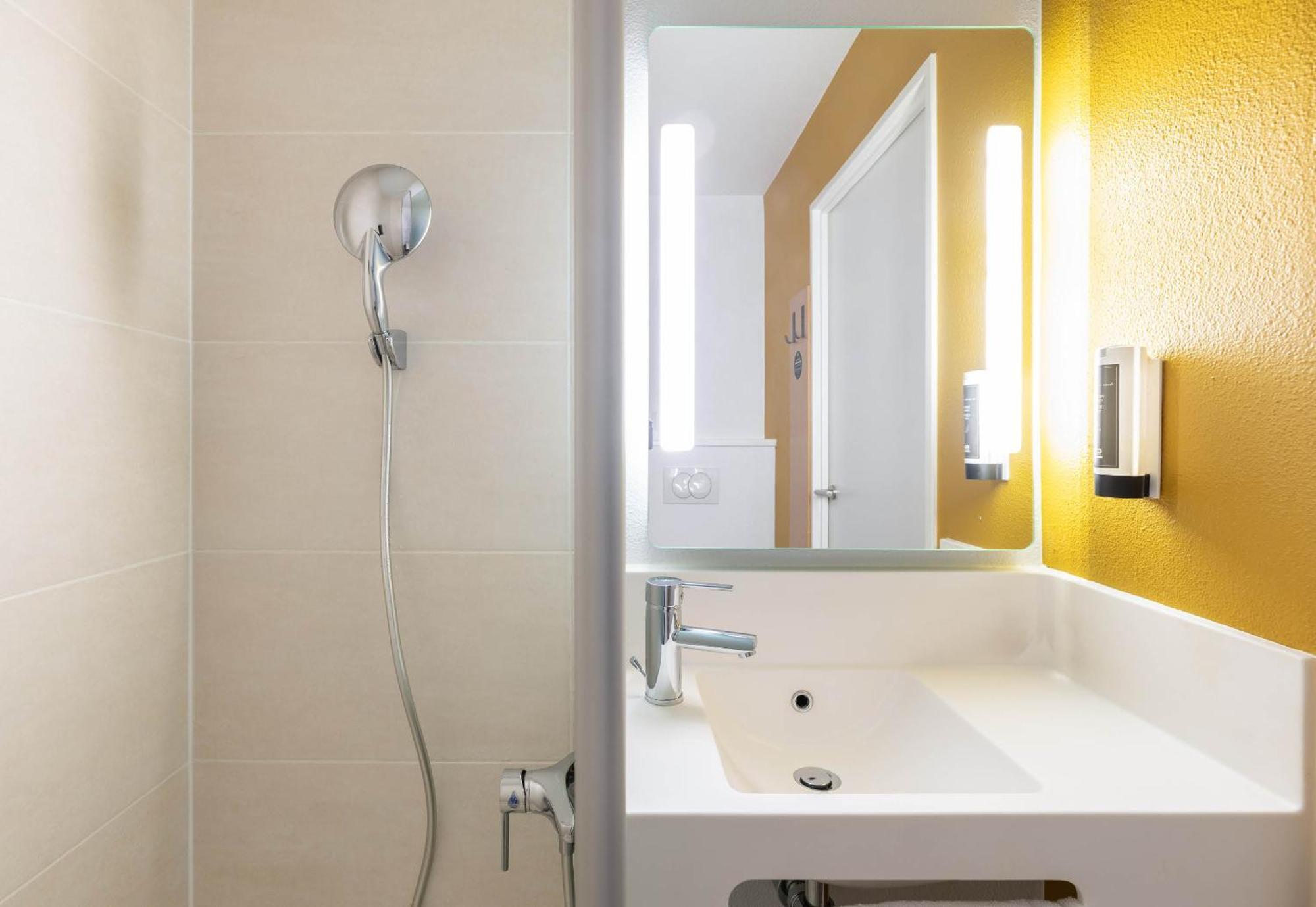 Hotel Lyon Ouest